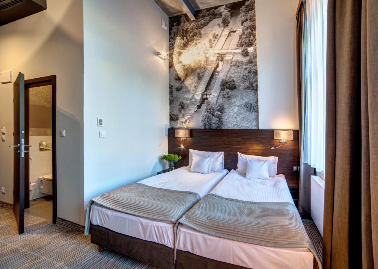 Hotel Loft 1898 ซูวาว์กี ภายนอก รูปภาพ