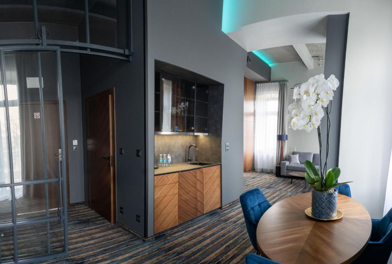 Hotel Loft 1898 ซูวาว์กี ภายนอก รูปภาพ
