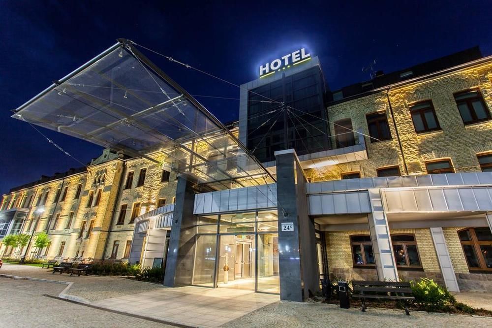 Hotel Loft 1898 ซูวาว์กี ภายนอก รูปภาพ